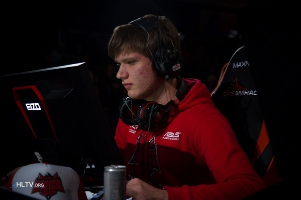 BLG赛后群访 Xun：翠神是个好英雄，希望多出现在赛场上