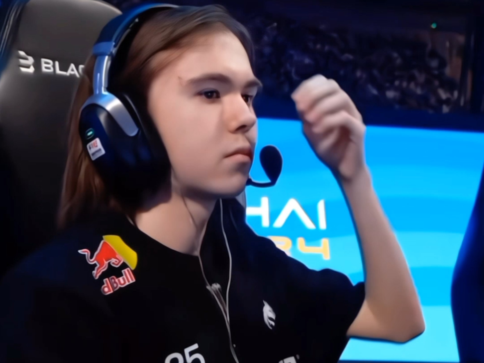 Shopify Rebellion Gold 玩家发布关于 florescent 的声明